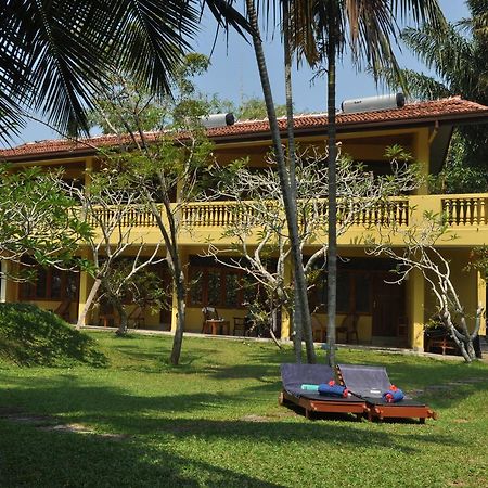 Muthumuni Ayurveda River Resort Aluthgama Buitenkant foto