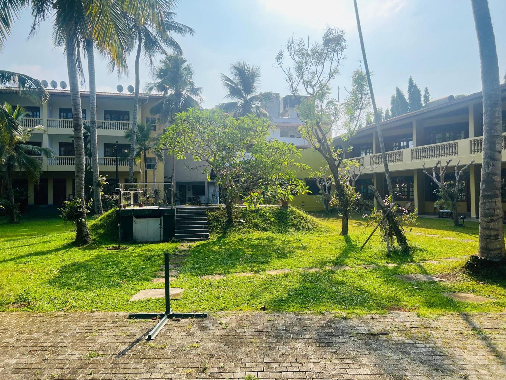 Muthumuni Ayurveda River Resort Aluthgama Buitenkant foto