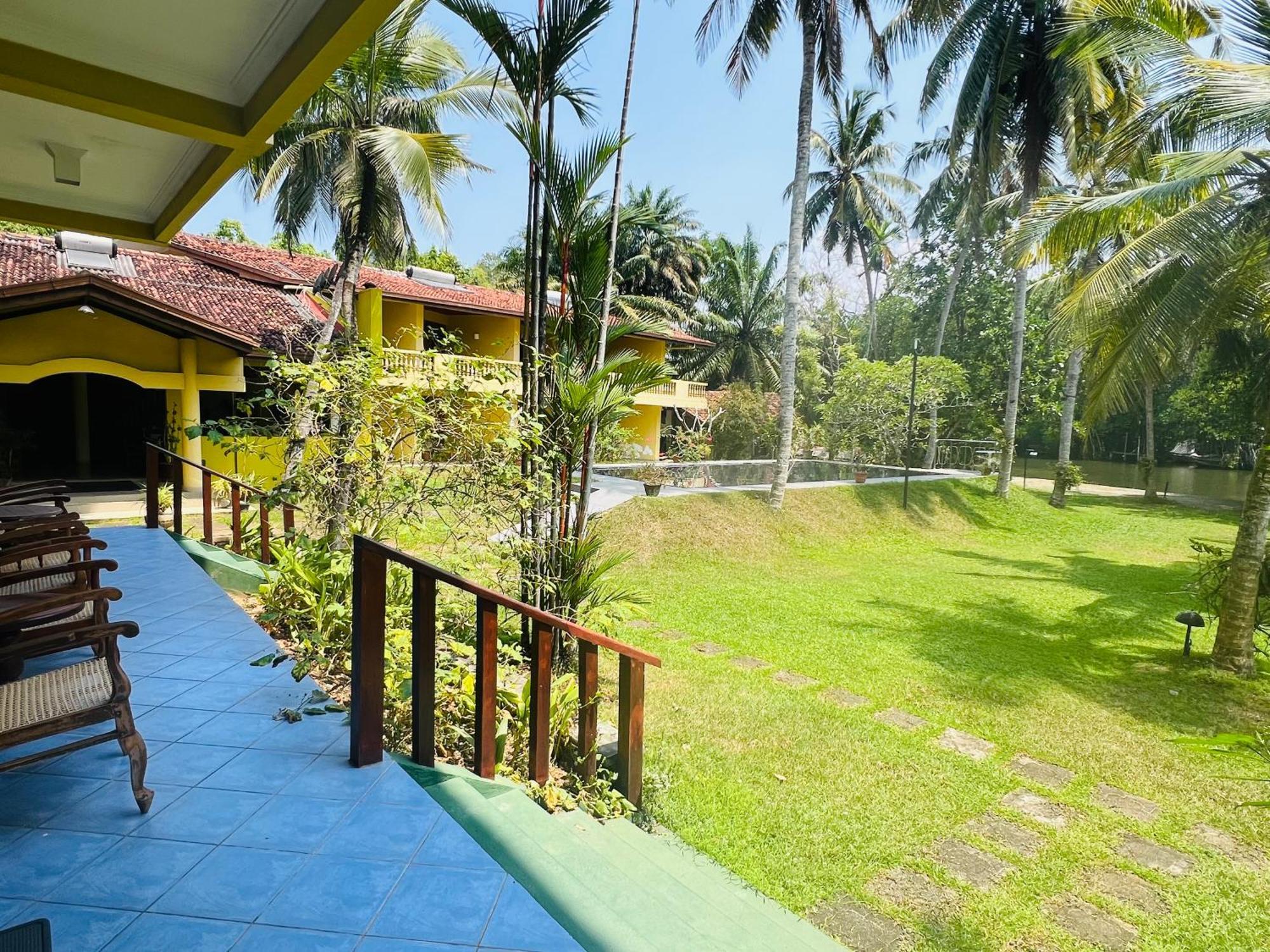 Muthumuni Ayurveda River Resort Aluthgama Buitenkant foto